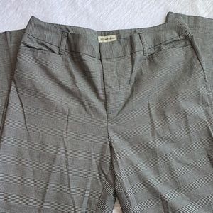 StJohnsBay Checkered Trousers